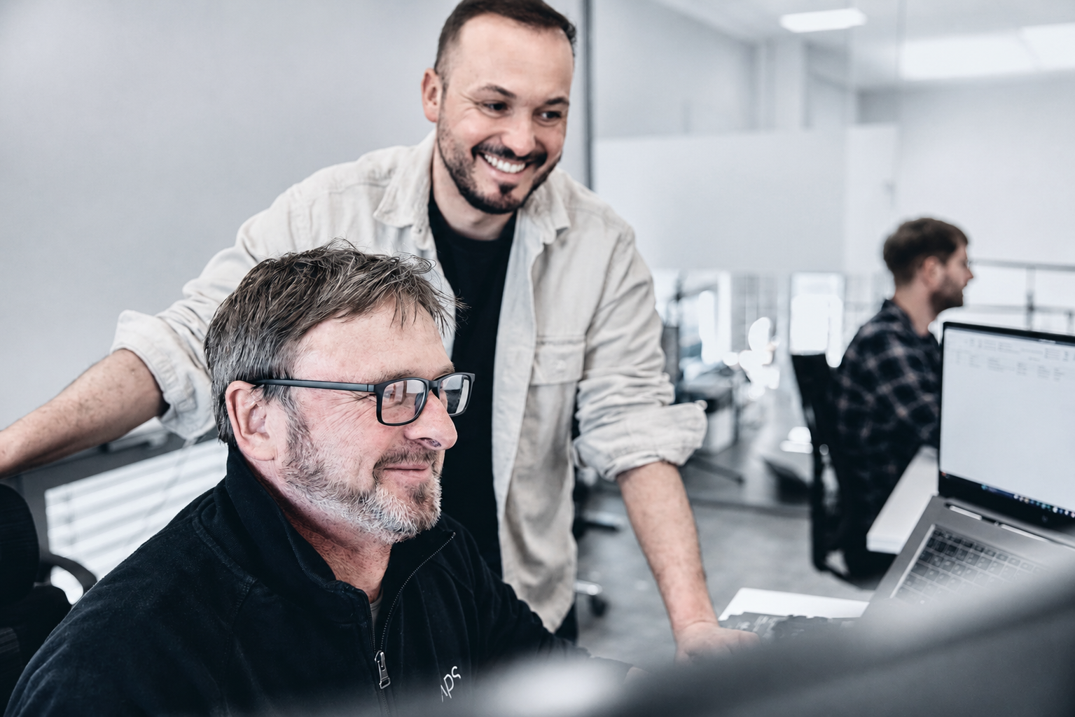 Aps Tech Group GmbH